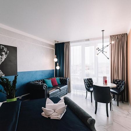 Royal Tower Vip Smart Apartments 3 Kyiv Exterior photo