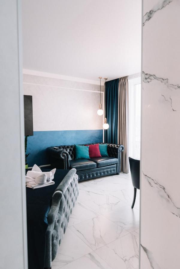Royal Tower Vip Smart Apartments 3 Kyiv Exterior photo